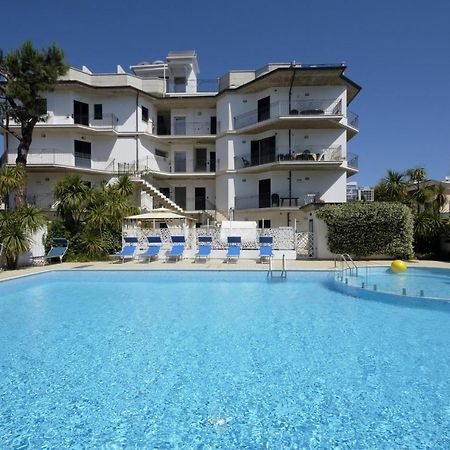 Residence Acquamarina Σαν Μπενεντέτο ντελ Τρόντο Εξωτερικό φωτογραφία